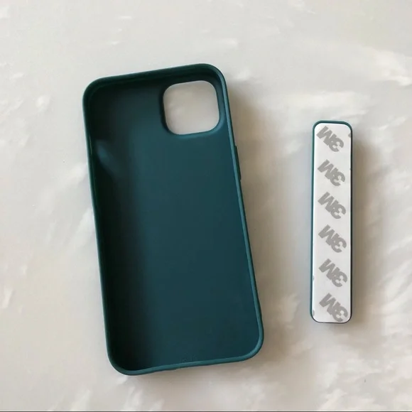 iPhone 13 Handstrap Phone Case - Picture 4 of 4